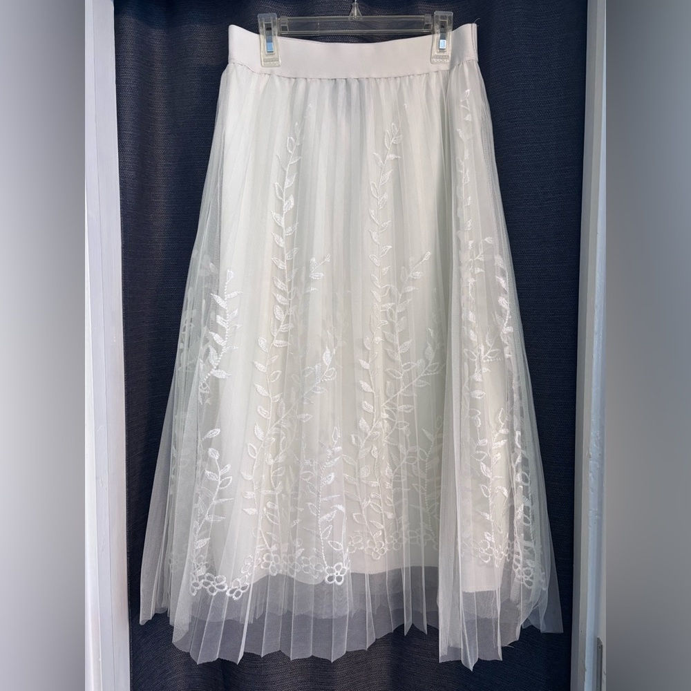 Ivory Tulle Midi Skirt with Floral Embroidery